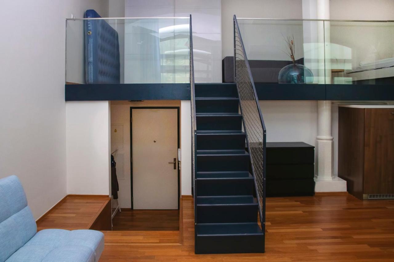 Modern Apartment With Terrace And Air Conditioning Praga Exterior foto
