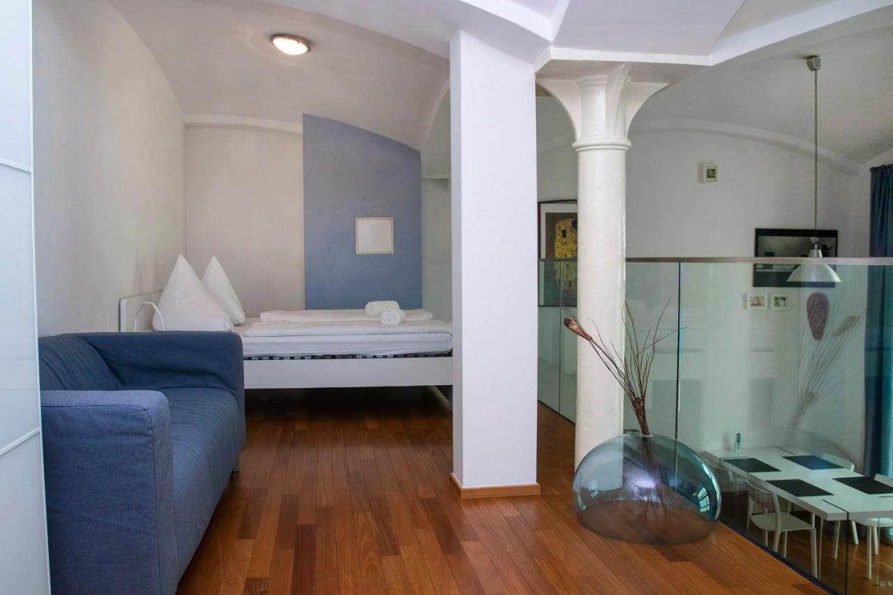 Modern Apartment With Terrace And Air Conditioning Praga Exterior foto