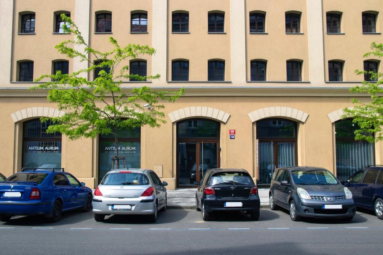 Modern Apartment With Terrace And Air Conditioning Praga Exterior foto